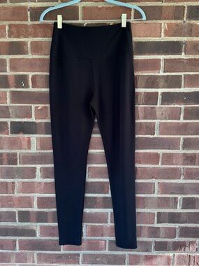 Jones & Co Black Leggings Women’s Medium Pull On Stretch Knit Pants High Waist